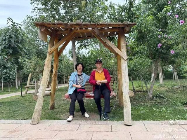 参观中国无花果之乡 想你的风吹到了阿孜汗 北京开国将军后代合唱团