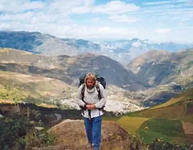 一场打赌，他从南美走路回英国！快6万公里走了27年，快到家了