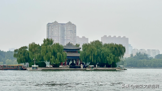 泉城漫记：在时光的褶皱里，打捞济南的清与静