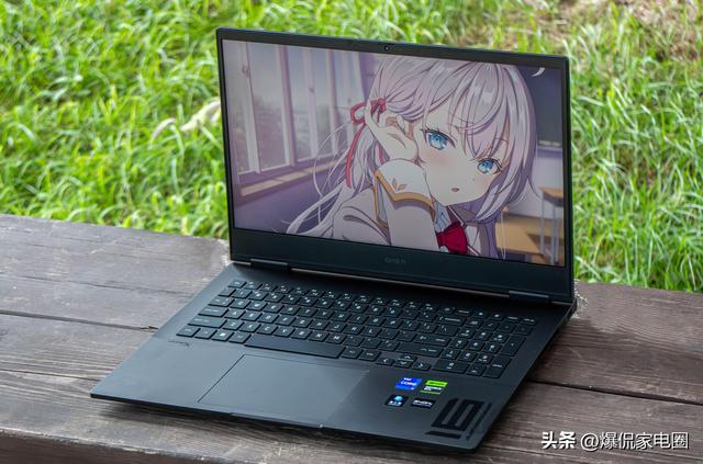 围观！2025年5款最值得买的记本电脑，设计师的最爱，玩家的宠儿