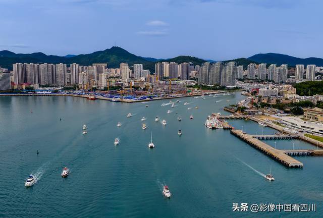 海南三亚：乘游艇 感受海洋风光