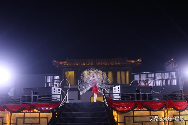 云梦：文化碰撞与音乐狂欢 祥云湾一周年庆典亮点纷呈