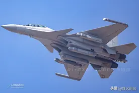 东部战区军演，解放军震慑台独，日本紧盯，驱逐舰位山东舰正面图片