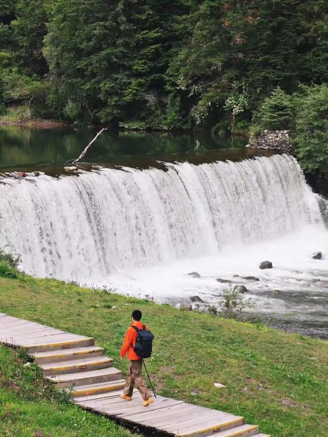 达古冰川春日组队指南：从二人世界到团队狂欢的完美攻略