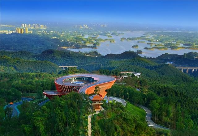 迎世运会・美游成都：在山水与人文间，撞见城市的灵魂