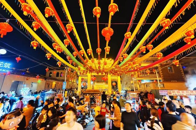 千年古城万人空巷！南安丰州元宵踩街火热上演