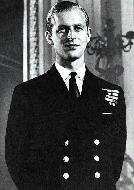 菲利普二世不是在养侏儒，是在搞全球最早的人类基因优化AB测试’