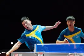 首盘失利后连赢三盘，林诗栋独得两分，黄石基地逆转林高远率领的汕头明润晋级乒超决赛图片
