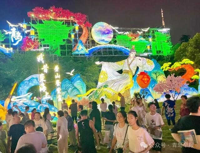 政青岛 | 一场夏夜灯会，如何照亮城市新IP？