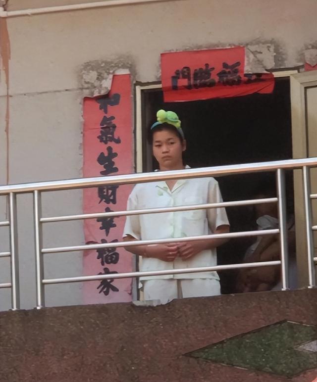 人心不足蛇吞象！人民日报点名，揭开全红婵真实处境，误会太深