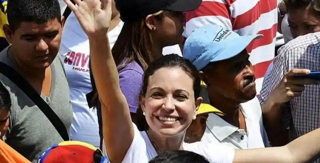 委政坛传奇：从议会女王到隐居斗士，马查多凭啥获诺贝尔和平奖？