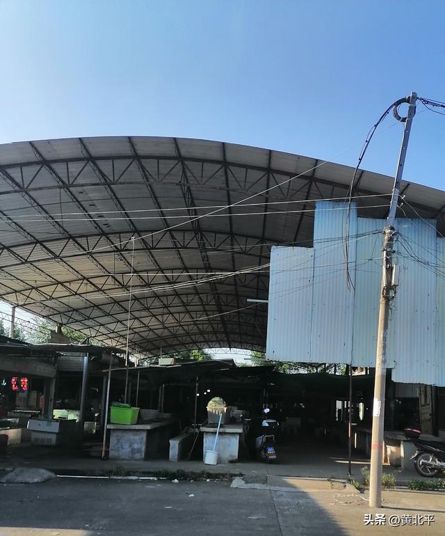 广西来宾市迁江镇60年前785人归侨而成的村落，现发展成为工业区