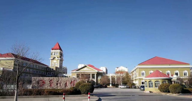 济南出发自驾2.5h直达 | 这座湿地小城，住的是风景，品的是岁月闲情