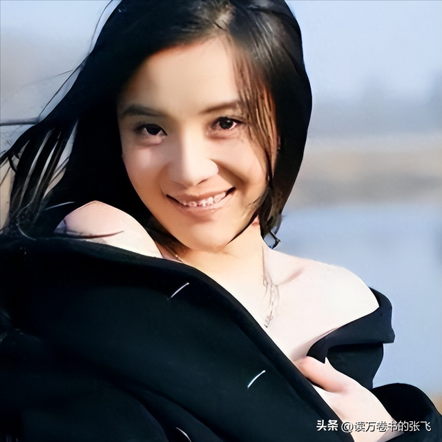 陪睡上位、赶走原配？刚拿金鸡奖影后的宋佳，私生活传闻有多离谱