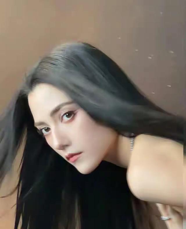 娜然：新”封神”中媚骨天成的新妲己