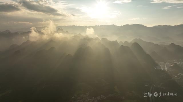 入秋后，贵州迎来错峰游高峰，“银发族”成主力