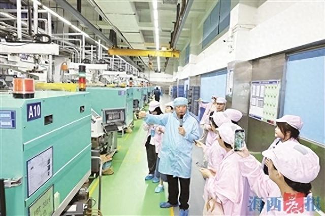 “央媒话厦门”采访团聚焦厦门科技创新