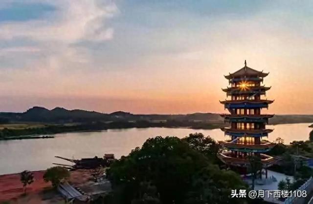 十年磨剑闯雄关，一朝试锋奏凯歌。2025年衡南一中高考再创辉煌