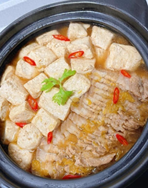 这周重复做的家常菜！天冷吃真香	，又香又下饭，家人们喜欢！