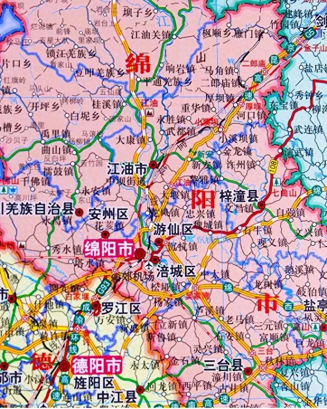 四川绵阳江油市是李白故里，有诗城之称，这里的酱油和肥肠有名