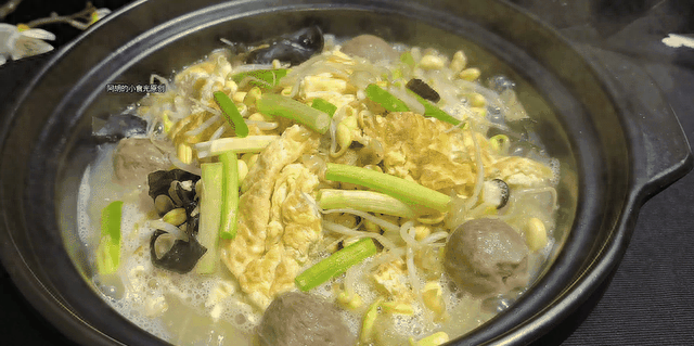 烧一烧，这菜好做好吃！三四种食材搭配，满口鲜香、舒适爽口开胃