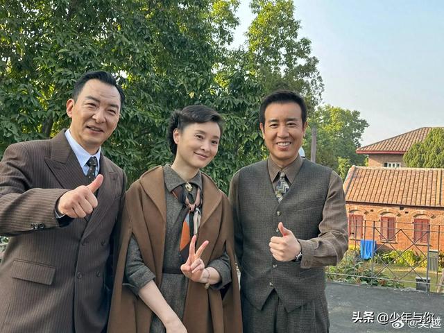 沉默的荣耀：比曾黎、阿美年轻，比隆妮清秀，大学刚毕业就被带火