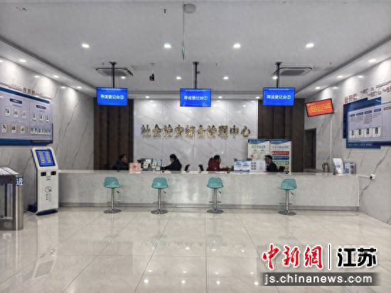 优化登记立案（泗洪法院立案庭优化工作机制 提升群众司法获得感）