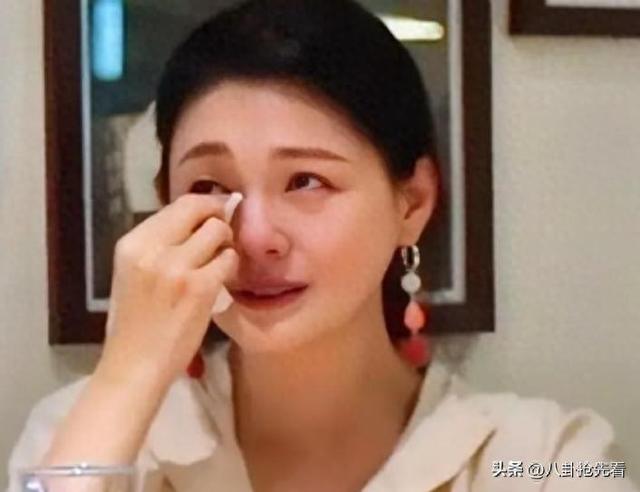 张兰不听劝，又晒孙子孙女，小玥儿太像大S	，外套7000元 个子很高