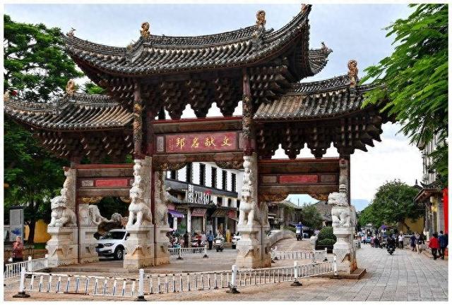七彩云南之四：坐米轨火车 让时光倒流