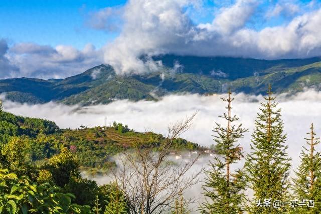自驾营地：云南临沧市免费床房车自驾露营地停车场主要景点及美食