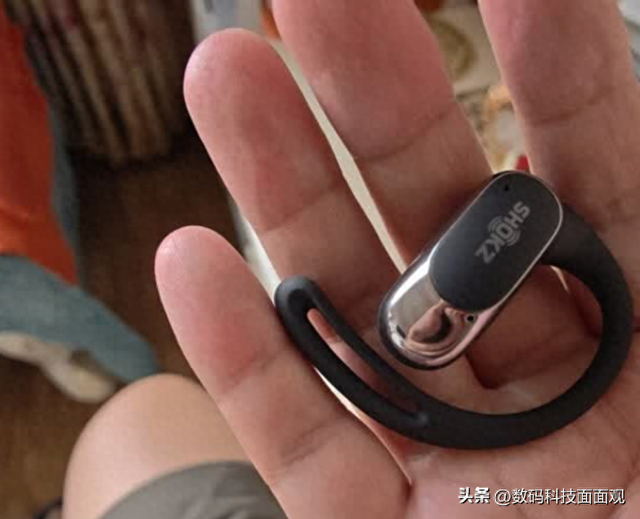 哪款蓝牙耳机佩戴舒服？首选开放式耳机，热门挂耳式耳机盘点