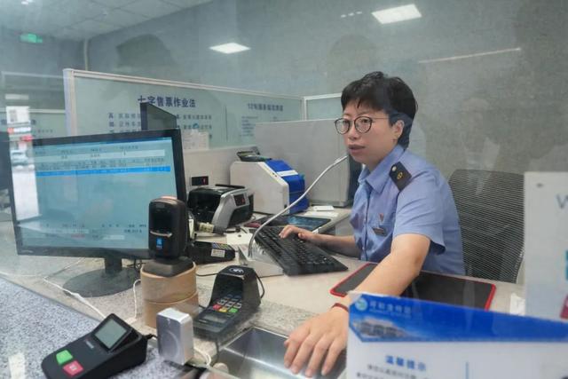 售票员化身家乡推荐官，这一路太香了