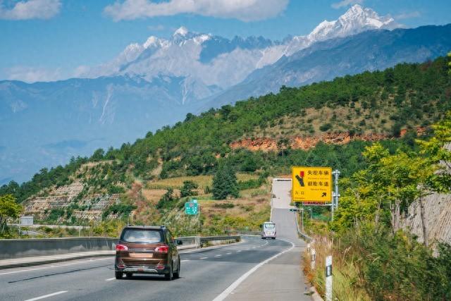 退休老司机自驾10年：这6个经验，比任何攻略都实用！