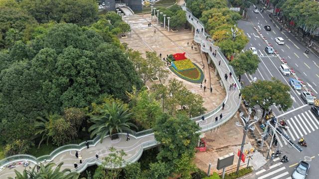 620米空中廊道串起千年风华，翠湖城市绿道展露昆明新脉动