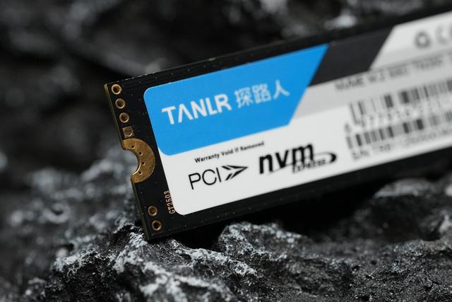 性价比之选：探路人TN350 PCIe 3.0固态硬盘开箱图赏！