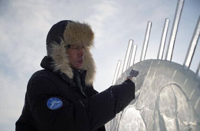 白天是水晶童话，夜晚是流光幻境！长春冰雪新天地国际冰雪雕大赛收官在即