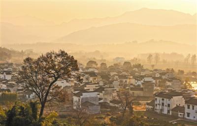 水墨乡村景如画