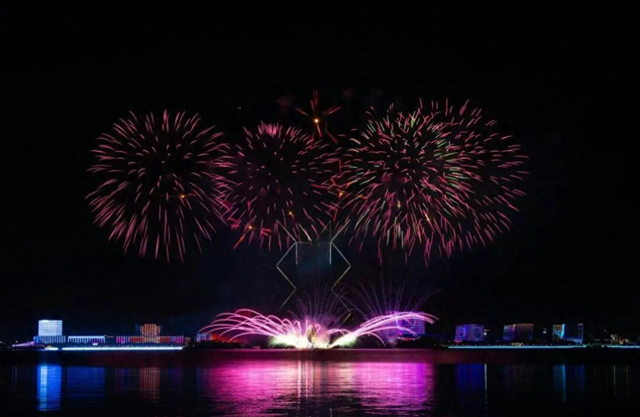 “临港时刻·时光之戒”光影烟花秀将于元旦震撼启幕！快收藏好这份观演攻略→