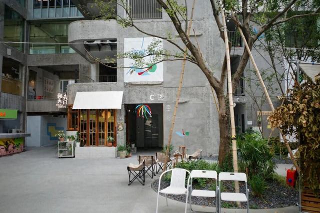 想找出这座城市的好玩之处，简直和呼吸一样简单