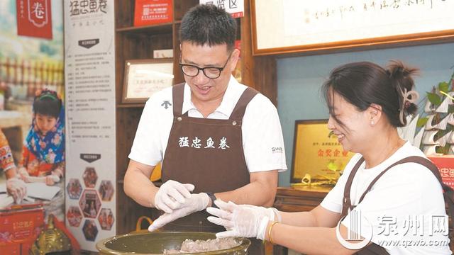 泉州惠安 “惠女IP”解锁崇武古城特色商街活力