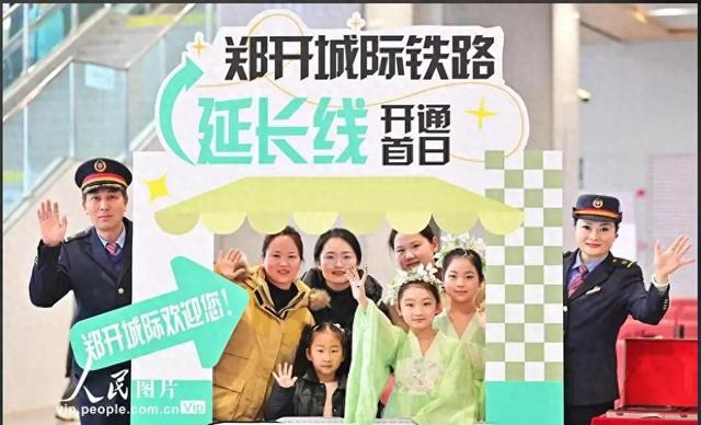 宋城路站在开封什么地方（宋城路站到开封站这短短的717公里）