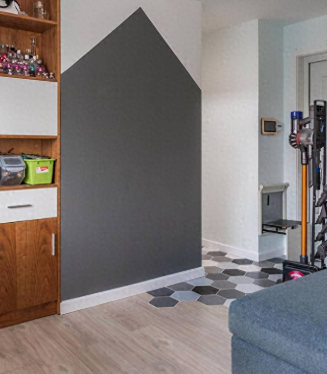 38平米的小家，客厅餐厅衣帽间卧室一个不少，一人一汪住超舒服