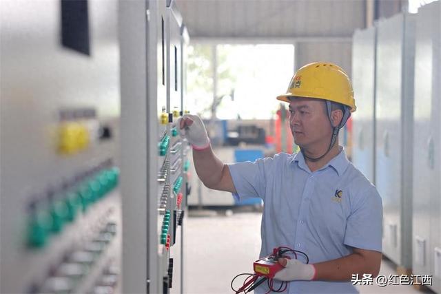 赣州经开区：智能化设备调试忙，赋能多行业数字化转型