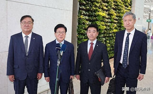 韩国特使团抵达北京，下飞机的第一句话不简单，中方回应很干脆