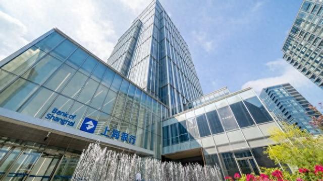 上海一窗通app最新版本下载安卓（上海银行用户请注意2025年10月57日系统升级）