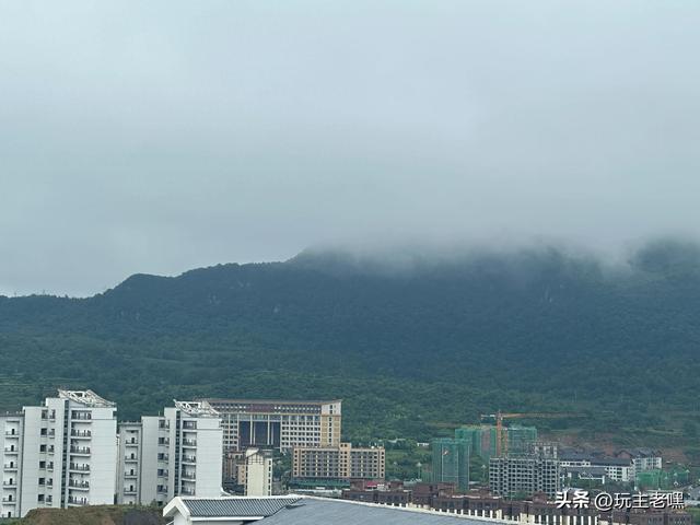 疆藏云贵行102，秋雨