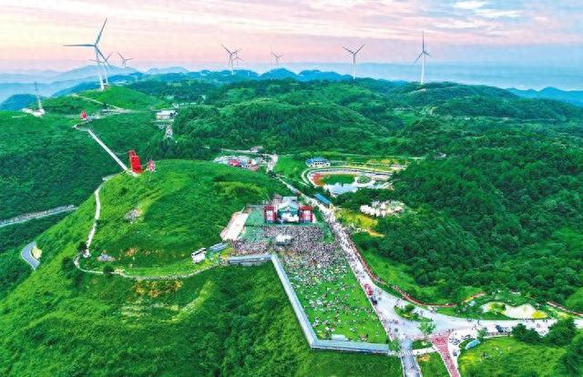 绿了山头 美了心头 富了手头 宜昌百里荒生态修复迎来四季八方客
