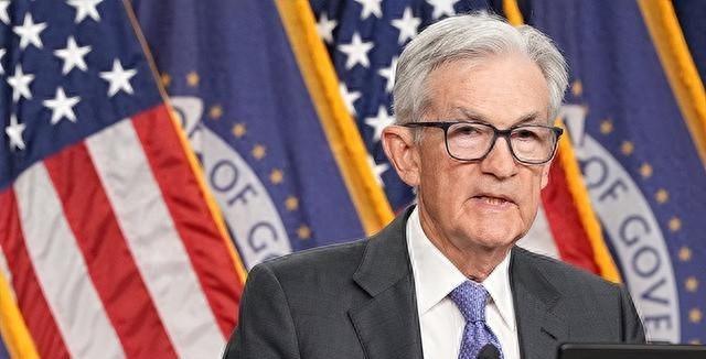 特朗普声称，中美达成一个大交易，美联储已降息，中国开始囤黄金