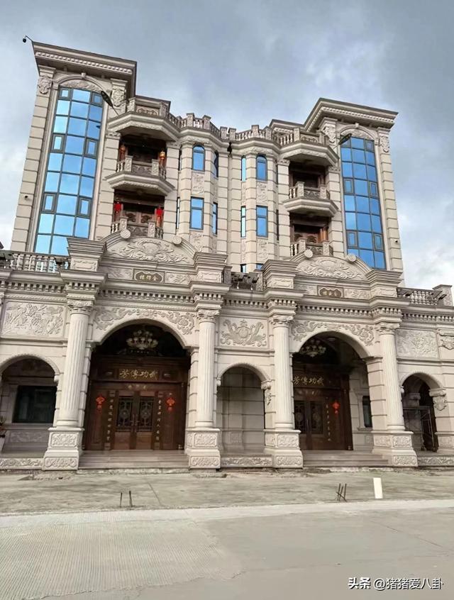 福建安溪长坑乡：深山藏巨富，豪宅林立背后是何因？