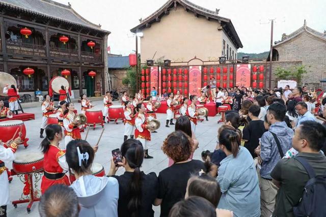 20+场特色演出 郭峪古城夜游盛宴免费开放